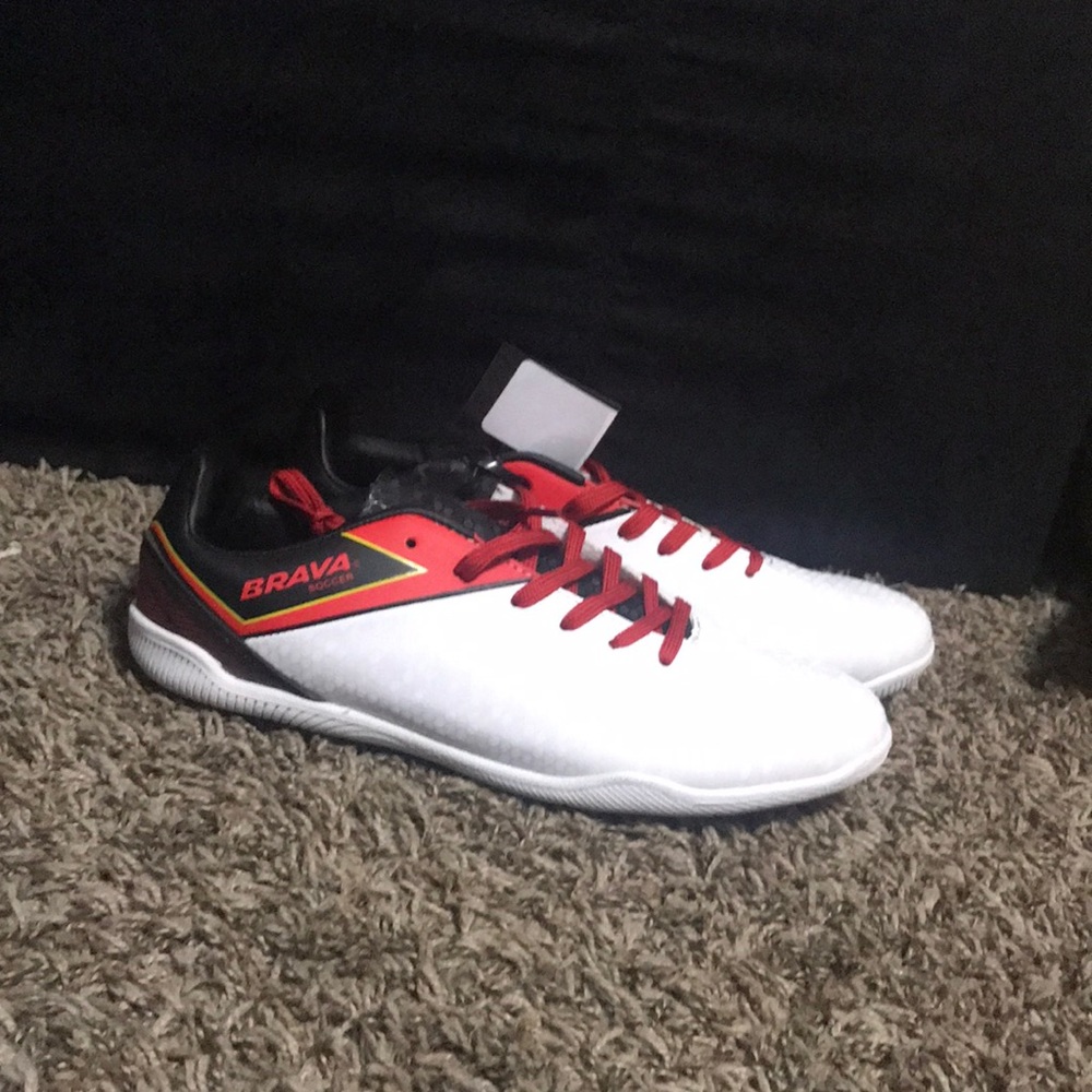 Brava Soccer Indoor Cleats